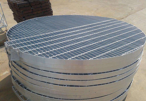 泰安格栅板：热镀锌钢格栅板的表面处理工艺